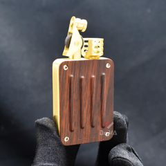 Bật lửa Chief xăng đá kẻ sọc dọc CF302