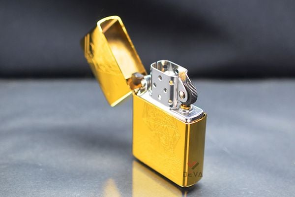 Bật lửa Zorro xăng đá chặt góc khắc thuyền buồm ZXL-007