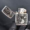 Bật lửa xăng đá Zorro Gắn Emblem 3D Tỳ Hưu May Mắn Z001