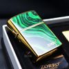 Bật lửa Zorro Sơn Mài Họa Tiết Lông Công Bản Giới Hạn Z91812