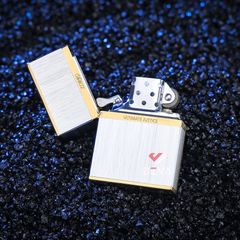 Bật lửa xăng đá chính hãng Zorro vỏ dày vân xước ZL7