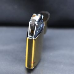 Bật Lửa Ronson Khắc Sâu Hổ Núi R11