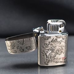 Bật Lửa Ronson Khắc Sâu Rồng Bay Lượn R10