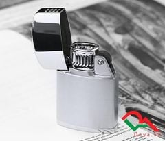 Bật lửa xăng đá Ronson R28