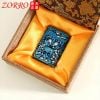 Bật lửa xăng đá Zorro bọc vỏ dày ốp đầu lâu xương chéo Z91303