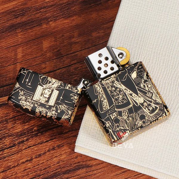 Bật lửa xăng đá Zorro chủ đề Tần Thủy Hoàng Đế mạ vàng Z2-1071