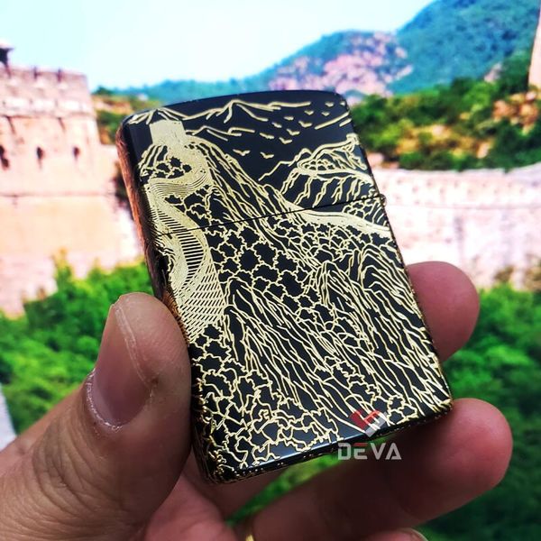 Bật lửa xăng đá Zorro chủ đề Vạn Lý Trường Thành mạ vàng Z2-1076