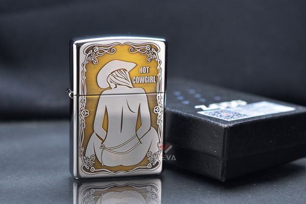 Zippo Khắc Hình Cô Gái Cao Bồi ZK120