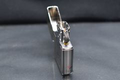 Zippo Khắc Hình Cô Gái Cao Bồi ZK120