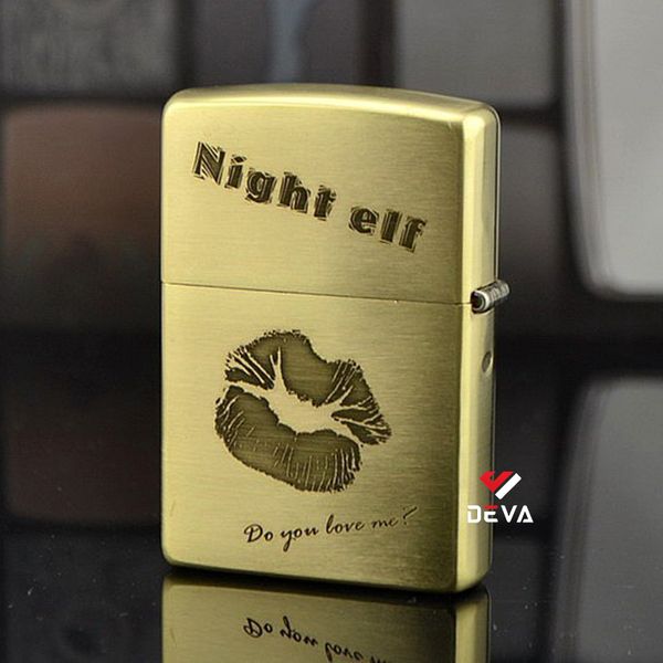 Bật lửa zippo Mỹ in hình cô gái Sexy-back ZN104