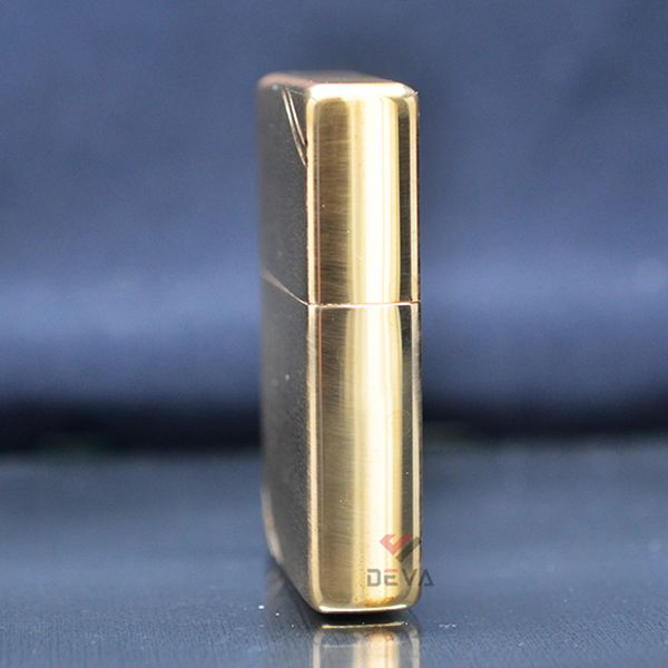Bật lửa zippo mỹ chính hãng vintage vàng xước chặt góc Z60