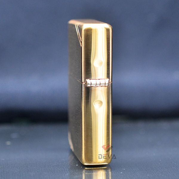 Bật lửa zippo mỹ chính hãng vintage vàng xước chặt góc Z60