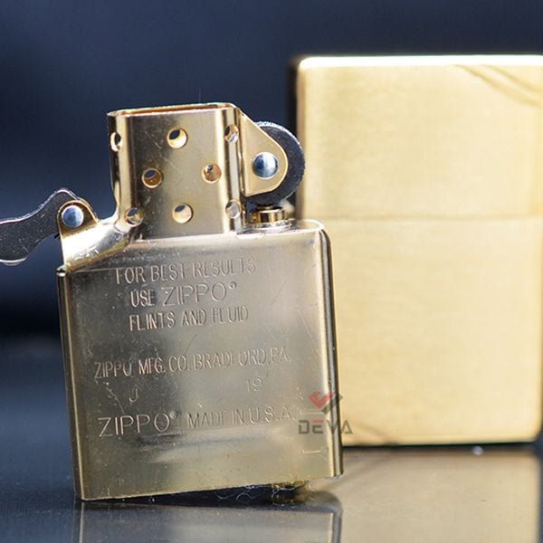 Bật lửa zippo mỹ chính hãng vintage vàng xước chặt góc Z60