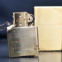 Bật lửa zippo mỹ chính hãng vintage vàng xước chặt góc Z60