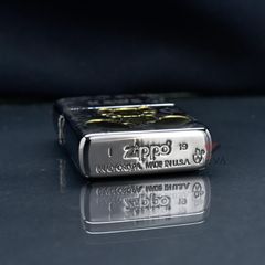 Zippo Armor Khắc Chủ Đề Nhân Vật Kaws Huyền Thoại ZN199