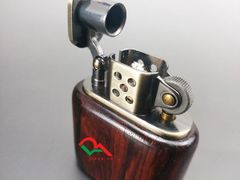 Bật lửa xăng đá Zorro vỏ gỗ Z506-103