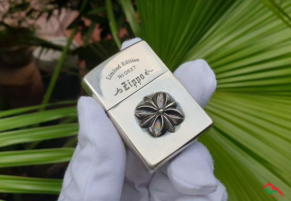 Set Zippo Emblem hình hoa 1998 C131