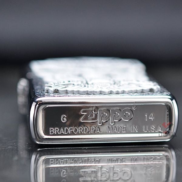 Bật Zippo Mỹ chính hãng ốp Emblem Harley Davidson Z94