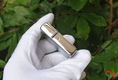 Zippo ốp gỗ hoa văn góc ZN178