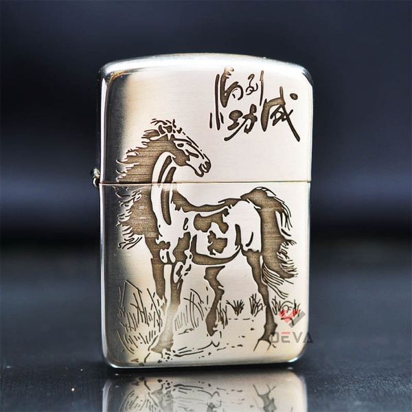 Zippo Bạc Khối Tái Bản 1941 Chủ Đề Ngựa Bản Giới Hạn BK70
