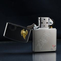 Zippo Satin Khắc Logo Zippo Chéo Và Ngọn Lửa Vàng ZK16