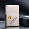 Zippo Mạ Satin Khắc Ngọn Lửa Mạ Vàng Và Logo Chéo ZK19