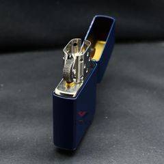 Zippo Sơn Ngọn Lửa Yêu Nước Patriotic Flame Design Z184