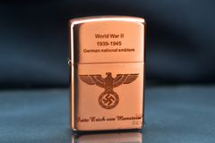 Bật lửa Zorro đồng đỏ khắc biểu tượng Thế Chiến II Đức Z9749