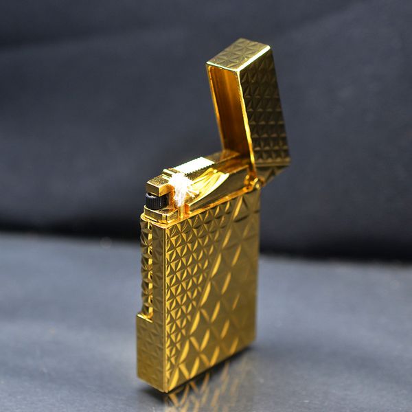 Dupont Xăng Đá Họa Tiết Vân Kim Cương Tam Giác 3D D180-DX