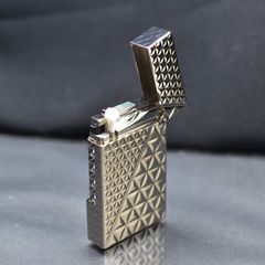 Dupont Xăng Đá Họa Tiết Vân Kim Cương Tam Giác 3D D180-DX