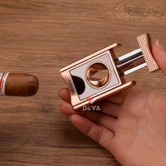 Dao cắt chữ V kiêm kệ Cigar YJA 30022