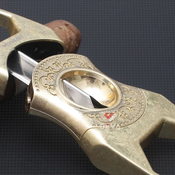 Dao cắt Cigar chữ V chính hãng Honest BCD 088