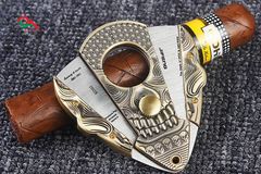 Sét bật lửa và dao cắt 2 món Jifeng TZ 005