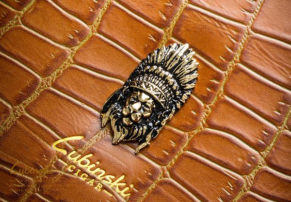 Bao 4 khay kèm bật lửa và dao cắt Lubinski YJA 60007