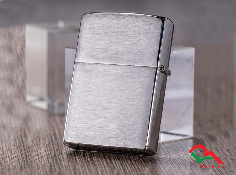 Hình ảnh 2 mặt của Zippo