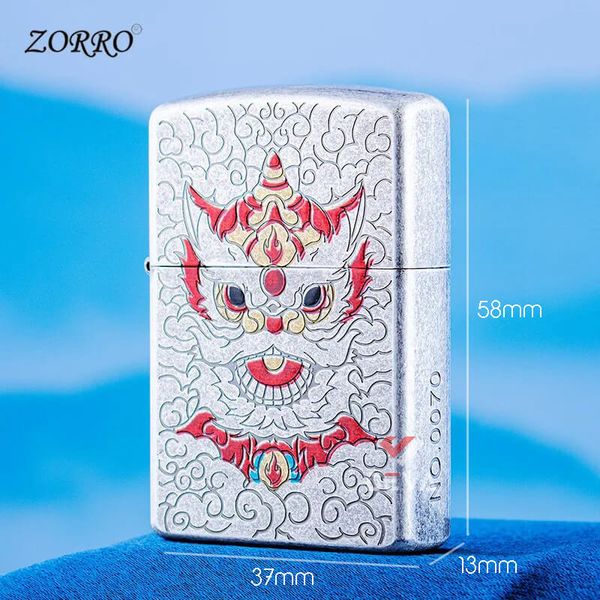 Bật lửa xăng đá Zorro khắc đầu lân may mắn số giới hạn Z91909