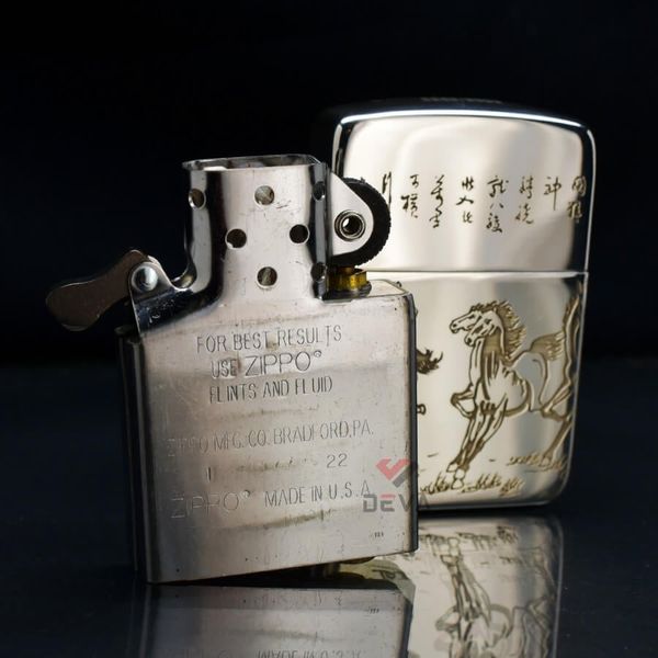 Zippo Bạc Khối Tái Bản 1941 Đàn Ngựa Mã Đáo Thành Công BK24