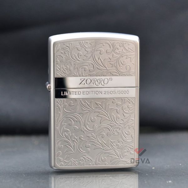 Bật lửa Zorro hoa văn Venetian viền ngang mạ vàng giới hạn Z92067