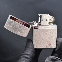Bật lửa Zorro hoa văn Venetian viền ngang mạ vàng giới hạn Z92067