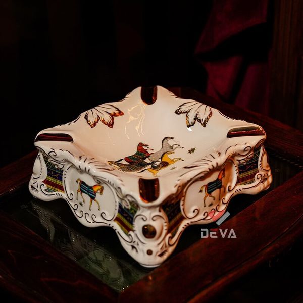 Gạt tàn sứ 4 điếu hoa văn ngựa Lubinski AS 210