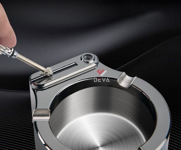 Gạt tàn thuốc lá 3 điếu kèm diêm xăng Honest BCG002