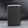 Zippo Sơn Đen Chủ Đề Logo Ngọn Lửa Zippo Z324