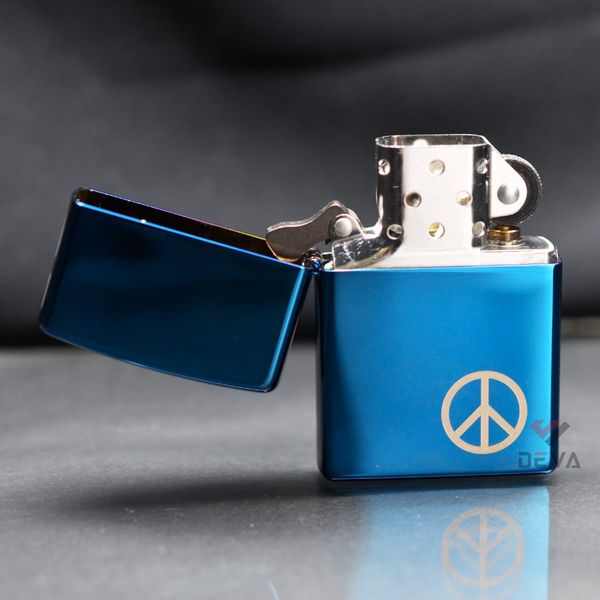 Zippo Xanh Bóng In Biểu Tượng Hòa Bình Peace On Side Z100