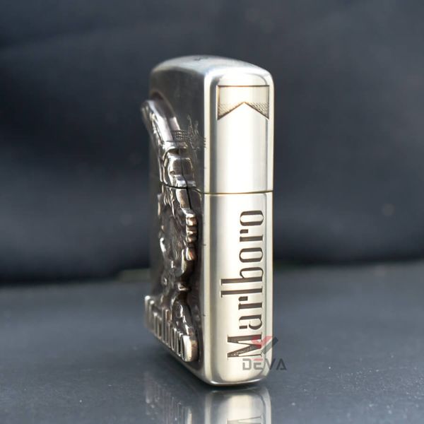Zippo Bạc Khối Ốp Emblem Chàng Cao Bồi Cưỡi Bò Marlboro BK44