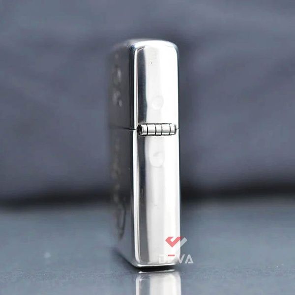 Zippo Bạc Khối Khắc Hình Thuyền Buồm BK59