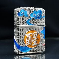 Set Zippo Bọc Lưới Mạ Bạc Múa Sư Tử Như Ý Cát Tường ZN209