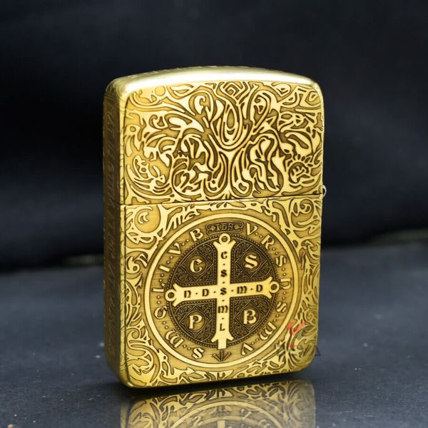 Zippo Tái Bản 1941 Khắc Thánh Giá Trừ Tà Constantine ZN357