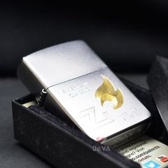 Zippo Mạ Satin Khắc Ngọn Lửa American Classic ZK09