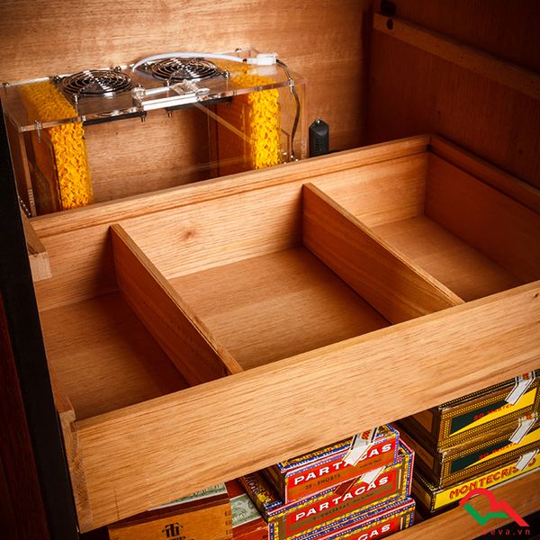 Tủ bảo quản xì gà LUBINSKI gỗ tuyết tùng LB 098