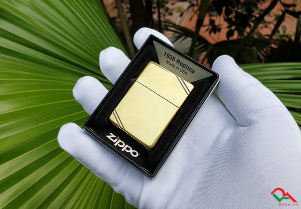 Zippo chặt góc 1935 hoa văn cạnh ZN170